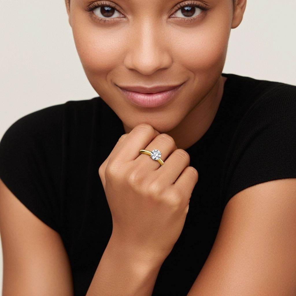 Classic Simple Round Cut Engagement Ring