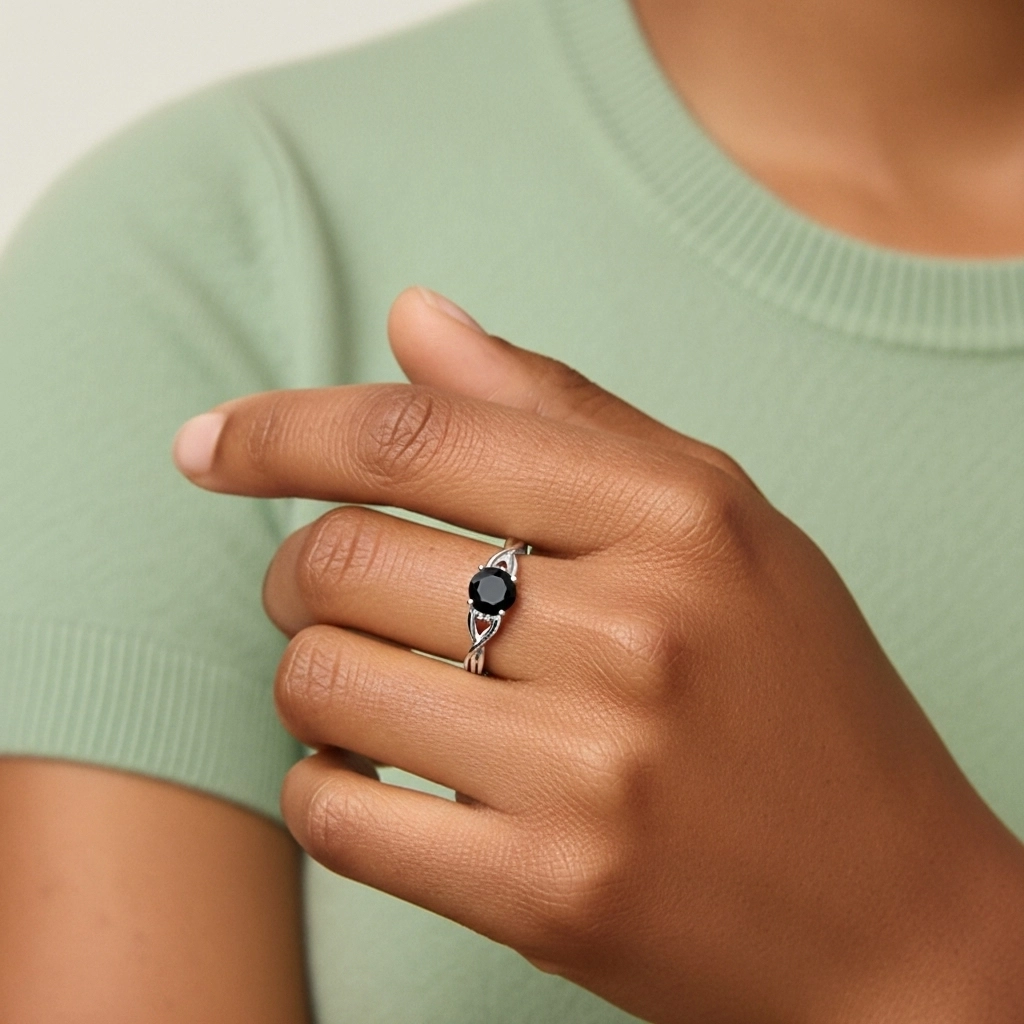 Modern Heart Round Cut Engagement Ring