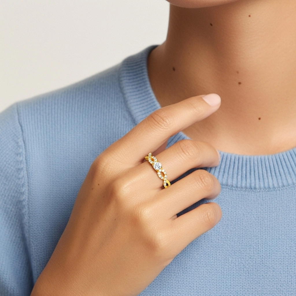 Pavé Promise Ring Moissanite