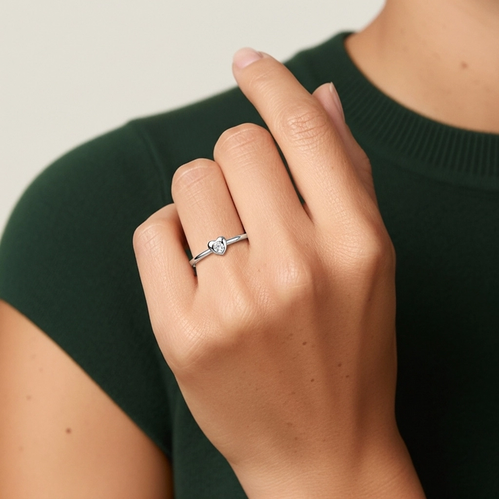 18K White Gold Moissanite Promise Ring