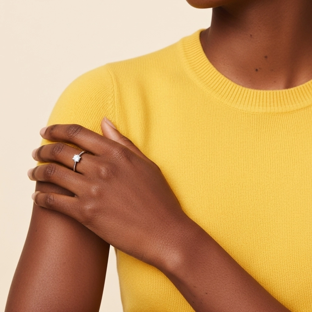 Solitaire Prong Promise Ring Moissanite