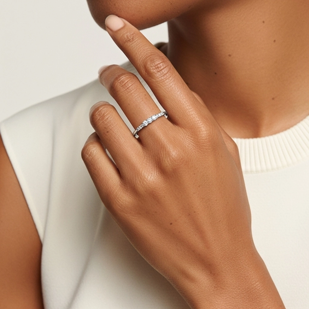 Délicat Empilable Moissanite Bague de mariage