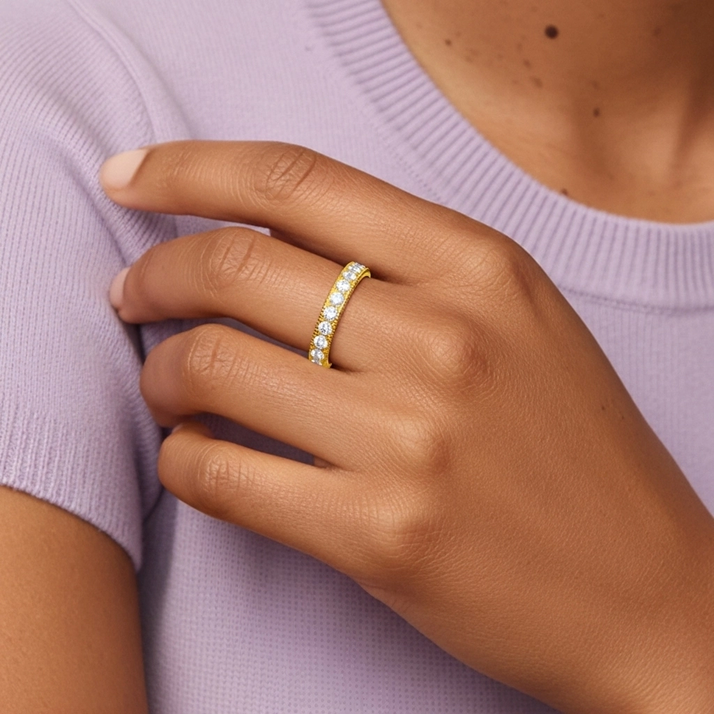 Leaf Milgrain Pavé Wedding Ring