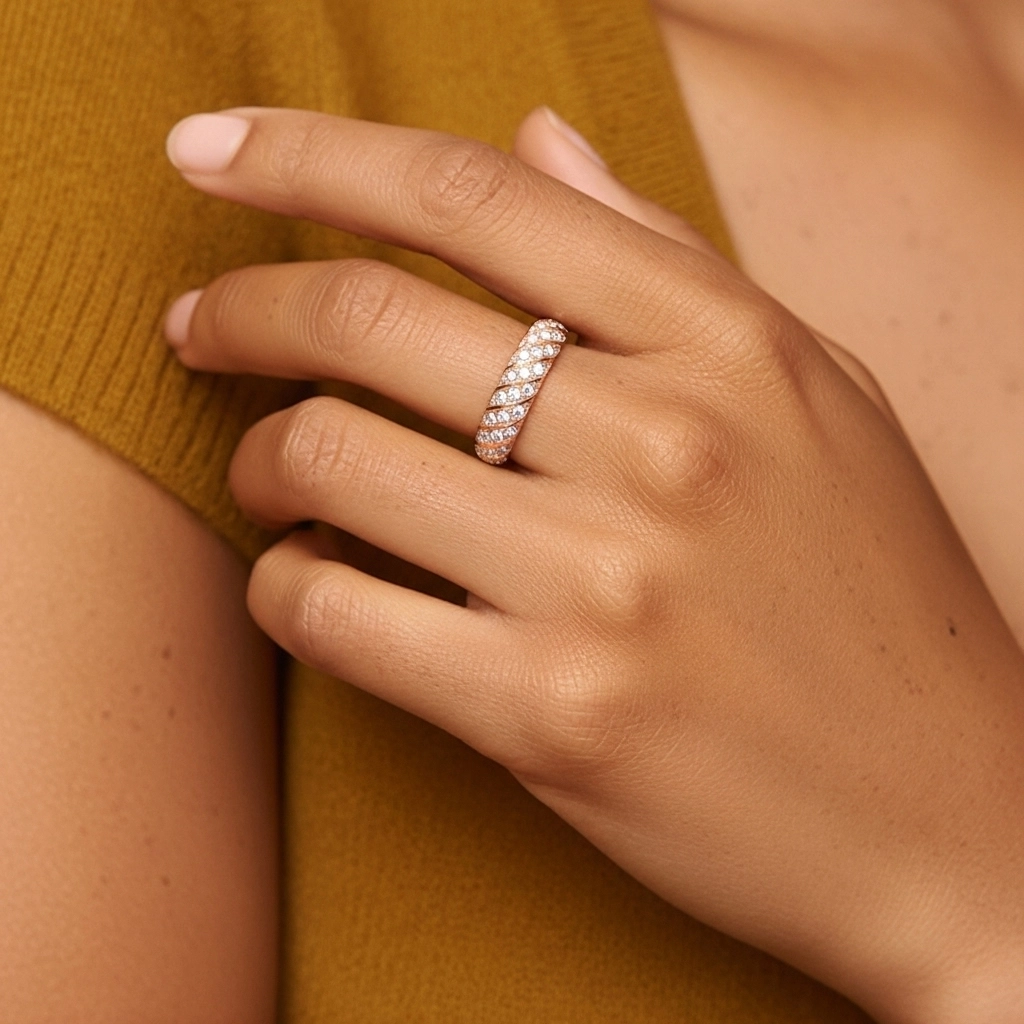 Retro Beaded Moissanite Wedding Band