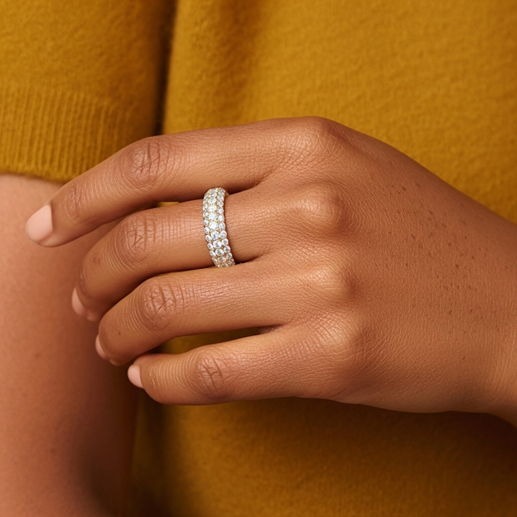 Luxury Moissanite Wedding Ring