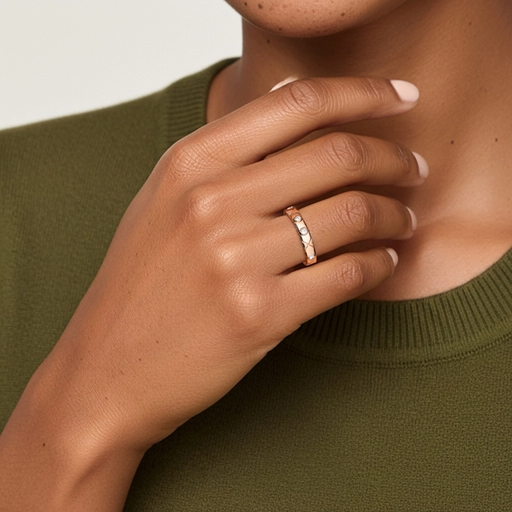 Délicat Empilable Sculpté Moissanite Bague de mariage