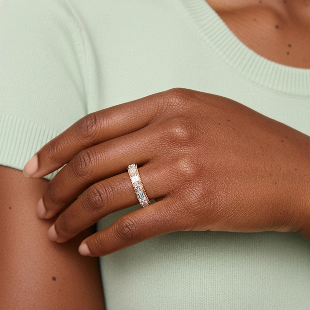 Rétro Large Perlé Moissanite Alliance