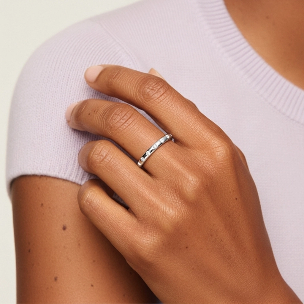 Délicat Empilable Moissanite Bague de mariage