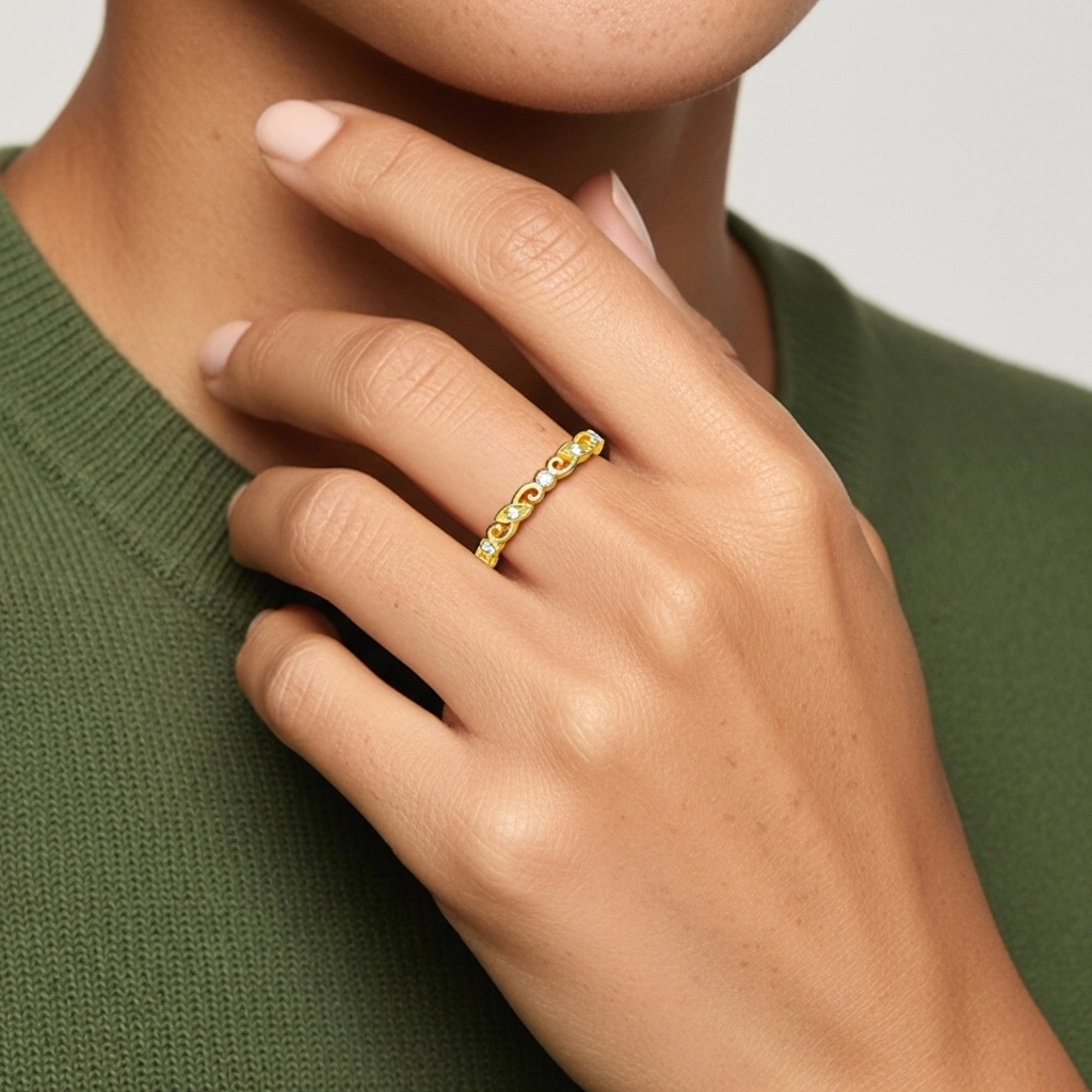 Délicat Empilable Découper Volutes Moissanite Bague de mariage