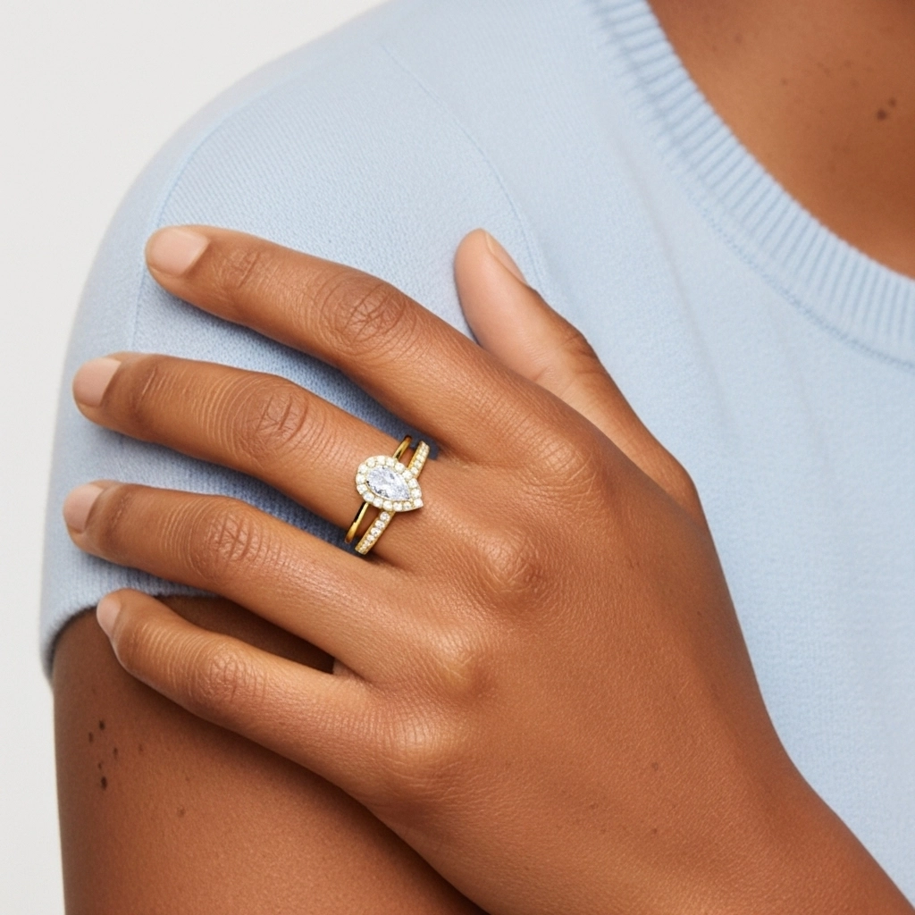 Antique Pear 1.00ct Moissanite Bridal Set