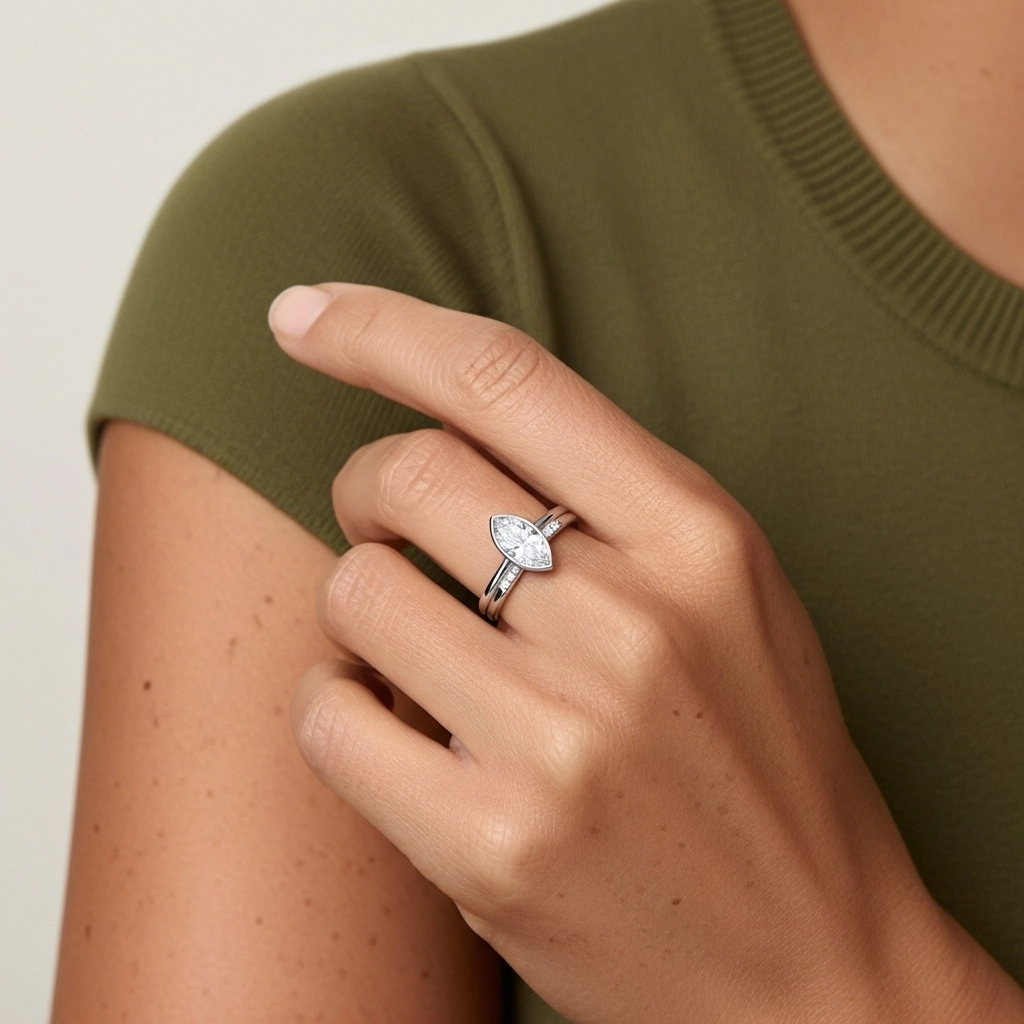 Simple Marquise 1.00ct Moissanite Ensemble nuptial