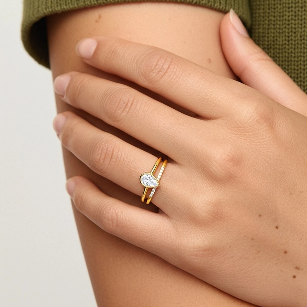 Simple Poire 1.00ct Moissanite Ensemble nuptial