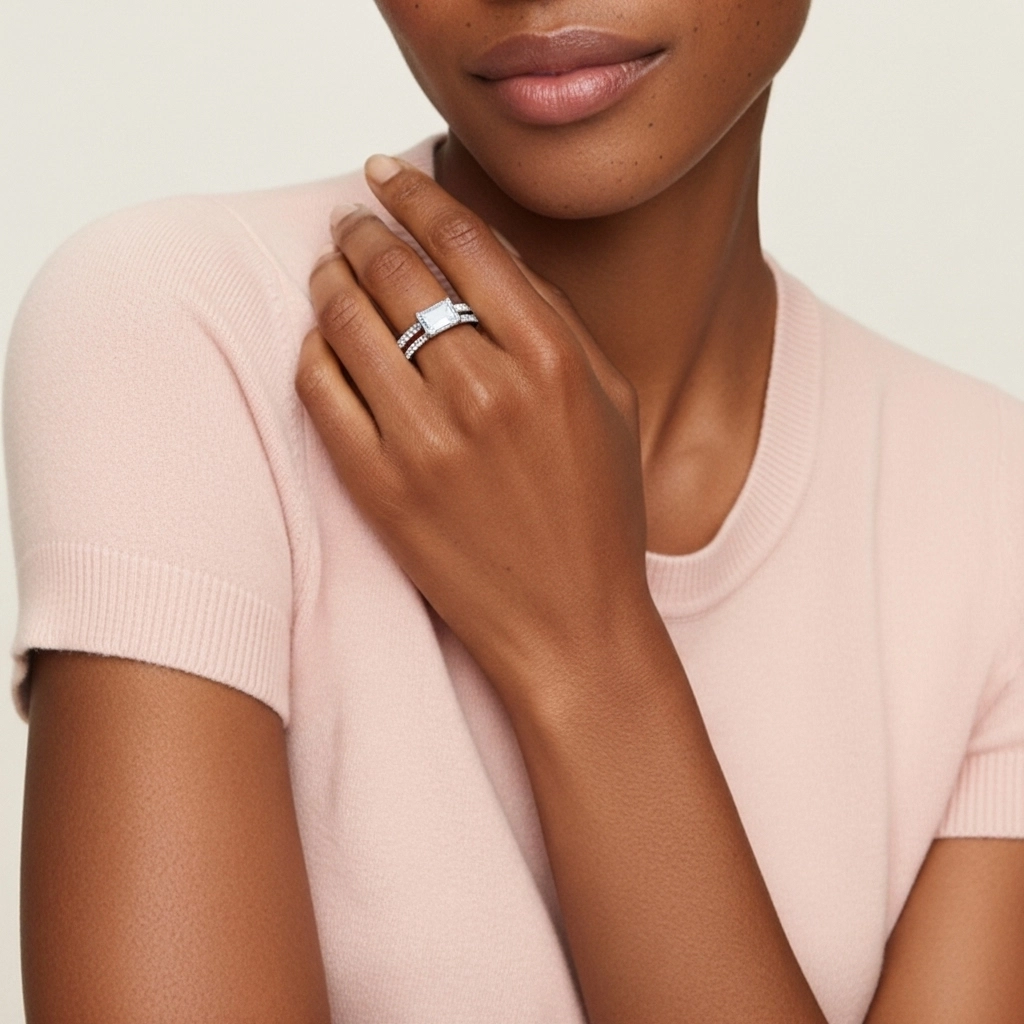 Delicate Women 18K White Gold Bridal Set