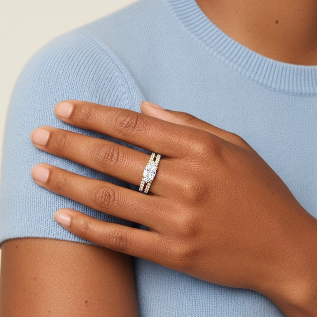 Delicate Women 18K Gold Bridal Set