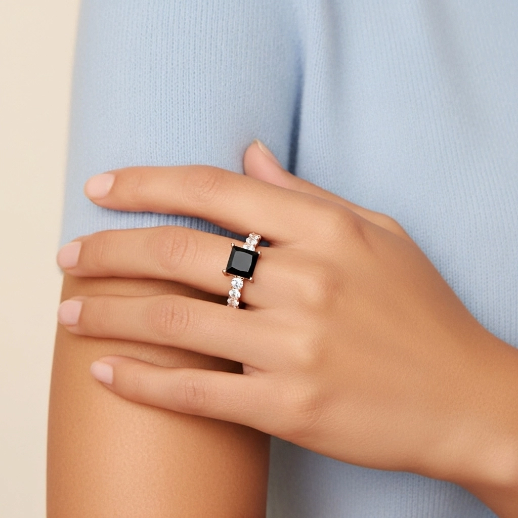 925 Sterling Silver Pavé Traditional Shank Wedding Ring Set