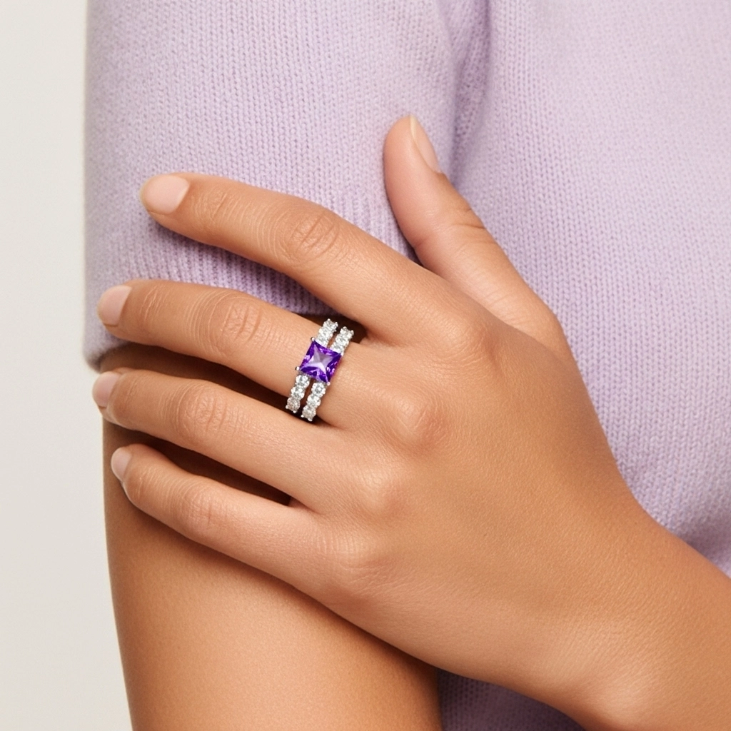 925 Sterling Silver Pavé Traditional Shank Wedding Ring Set