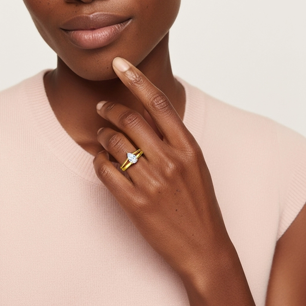 Classic Pear Cut Wedding Ring Set