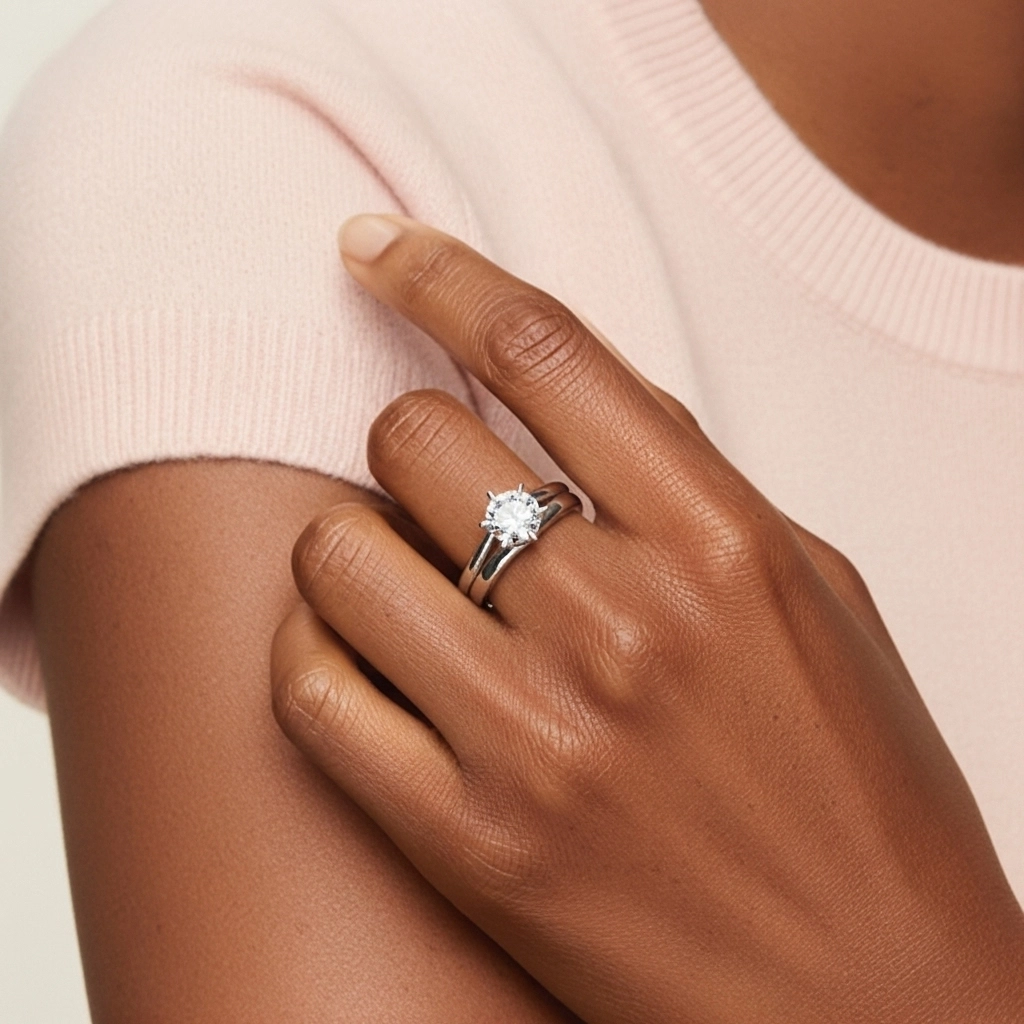 Classic Round Cut Wedding Ring Set