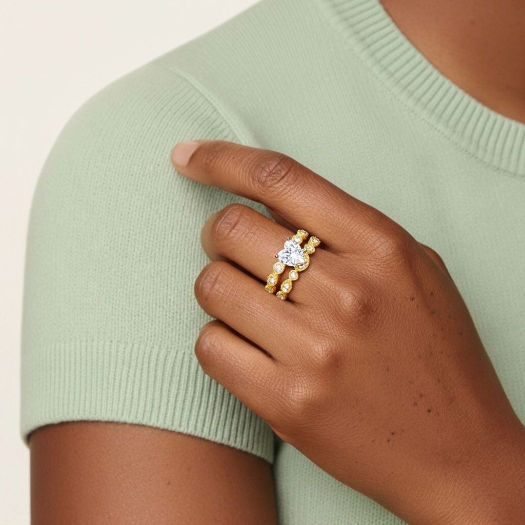 Antique Heart 2.00ct Moissanite Wedding Ring Set