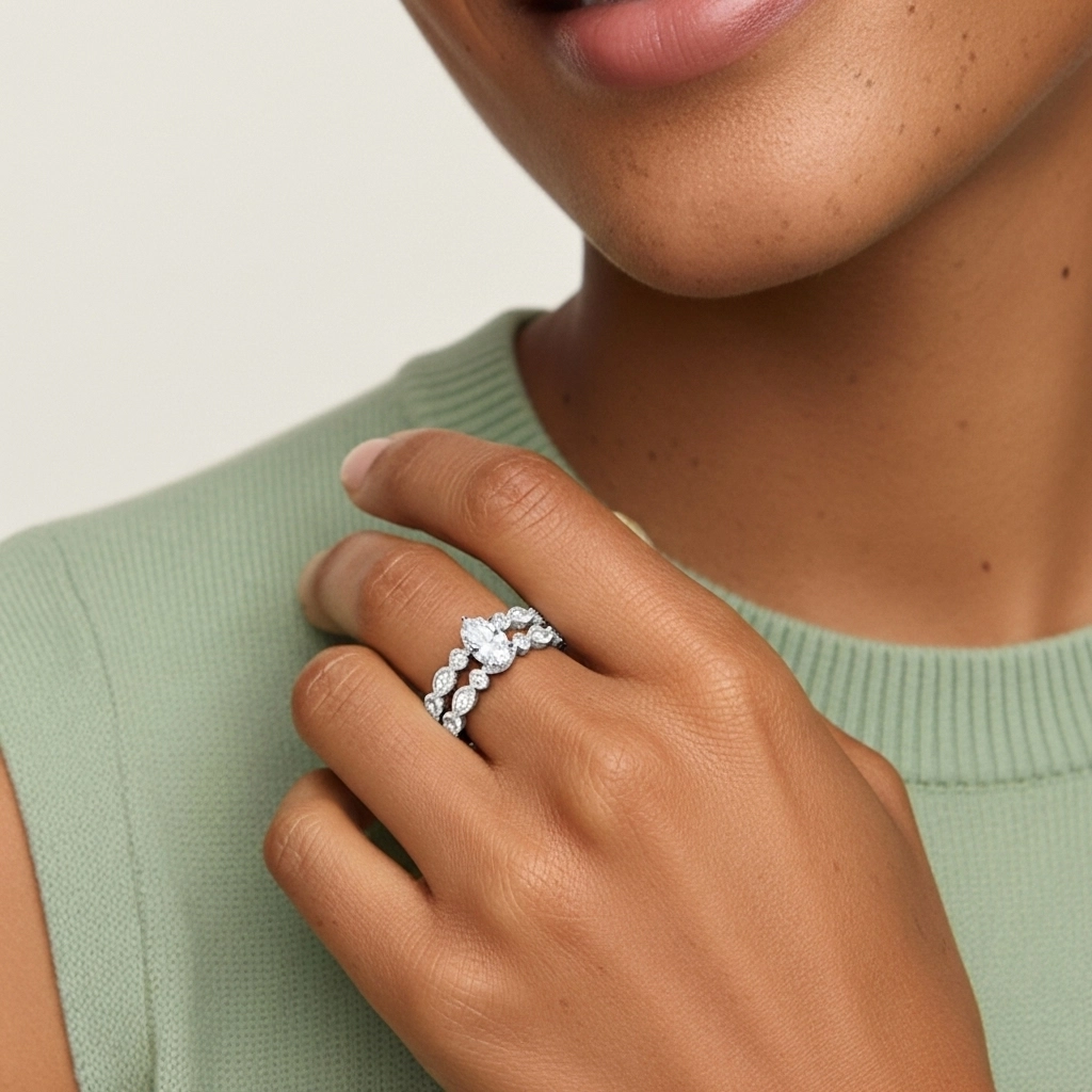 Antique Oval 2.00ct Moissanite Wedding Ring Set