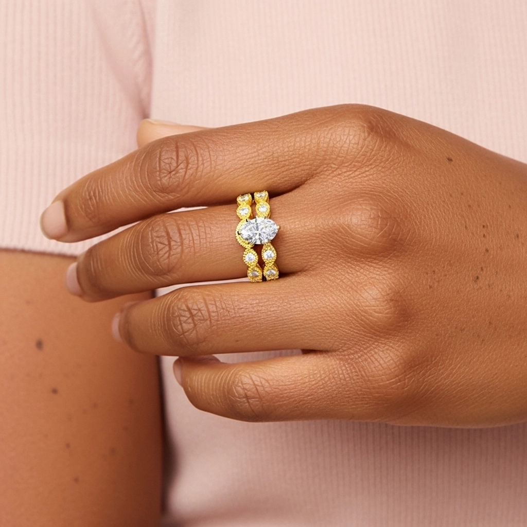 Antique Oval 2.00ct Moissanite Wedding Ring Set