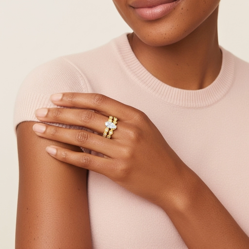 Antique Pear 2.00ct Moissanite Wedding Ring Set