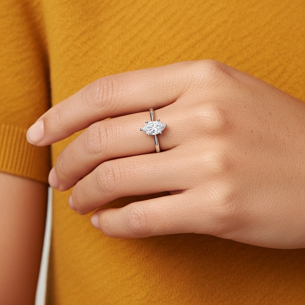 18K White Gold Solitaire Traditional Shank Bridal Set