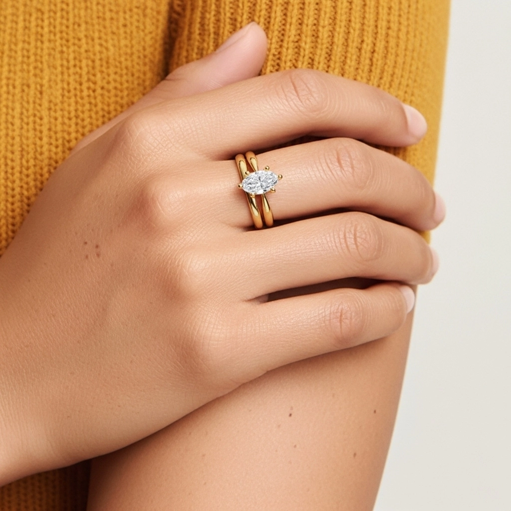 18K Gold Solitaire Traditional Shank Bridal Set