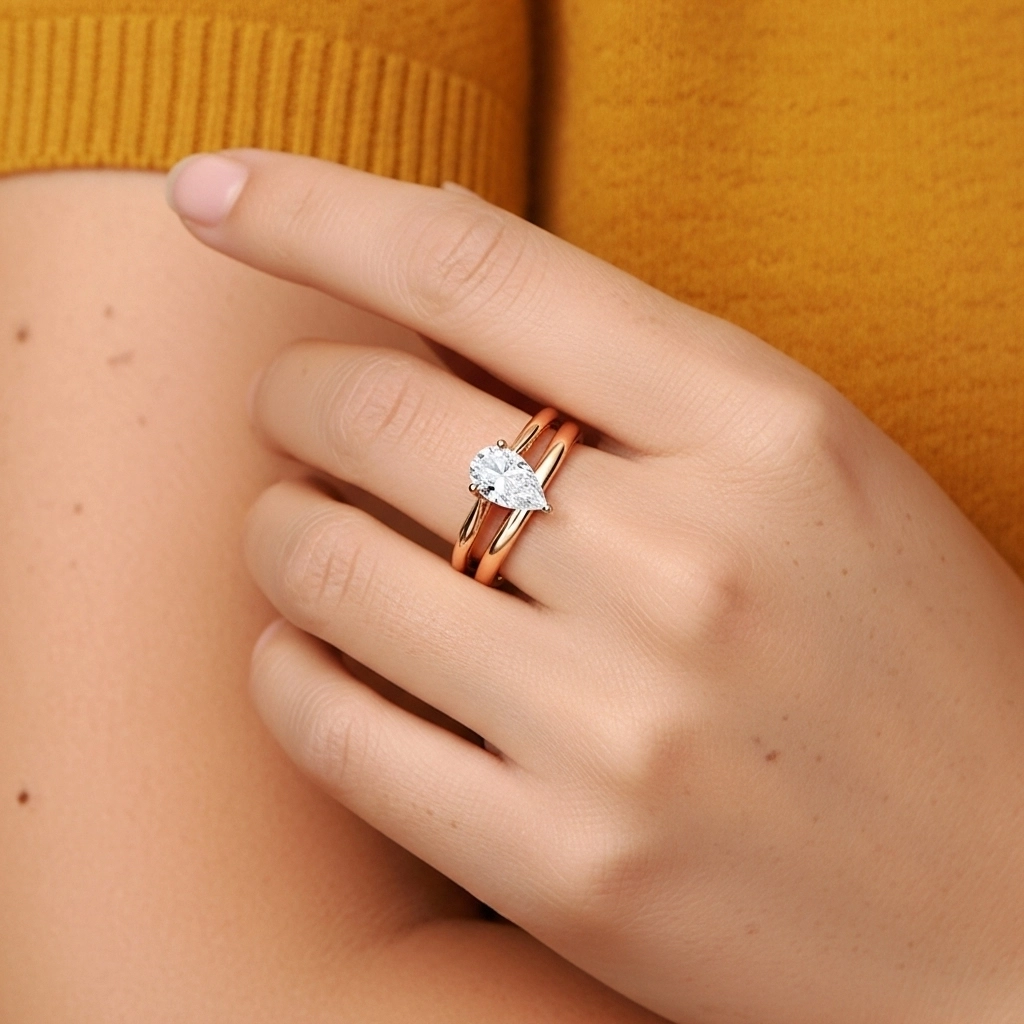 18K Rose Gold Solitaire Traditional Shank Bridal Set