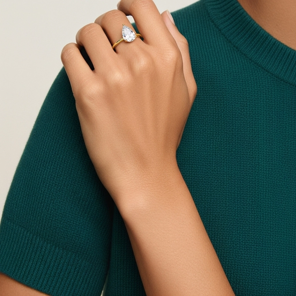 Classic Pear 1.00ct Moissanite Engagement Ring