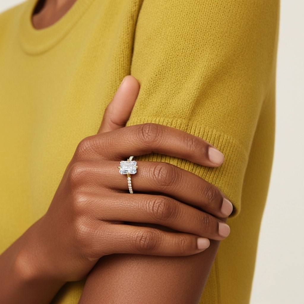 Simple Radiante 0.80ct Circonio cúbico Anillo de Compromiso