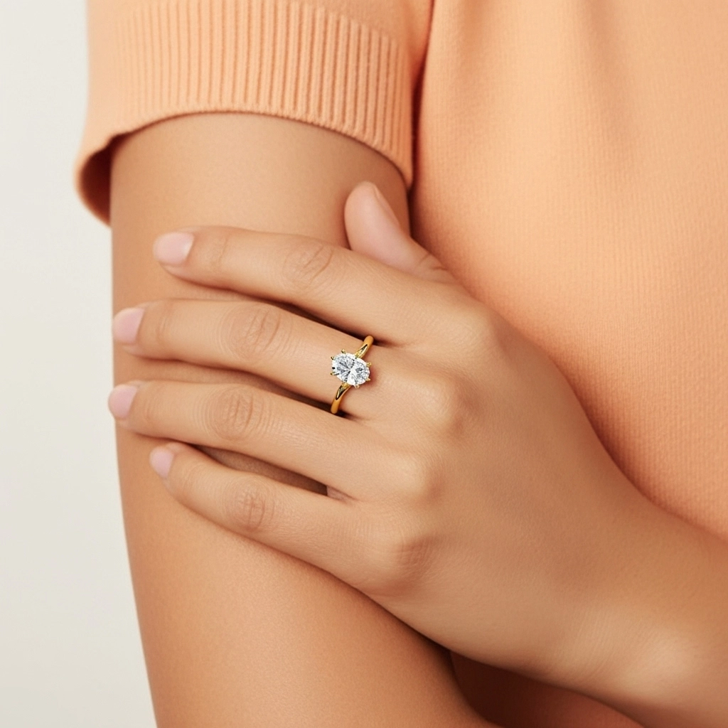 Classique Ovale Coupé Bague de fiançailles