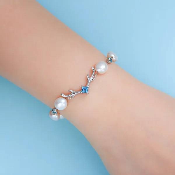 Pearl Bracelet With Deer Antler For Her With Blue Topaz