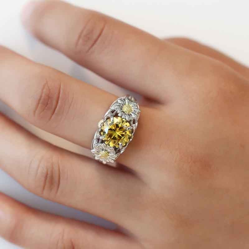 Sunflower/Daisy Flower Engagement Ring With Yellow GemstoneVANCARO