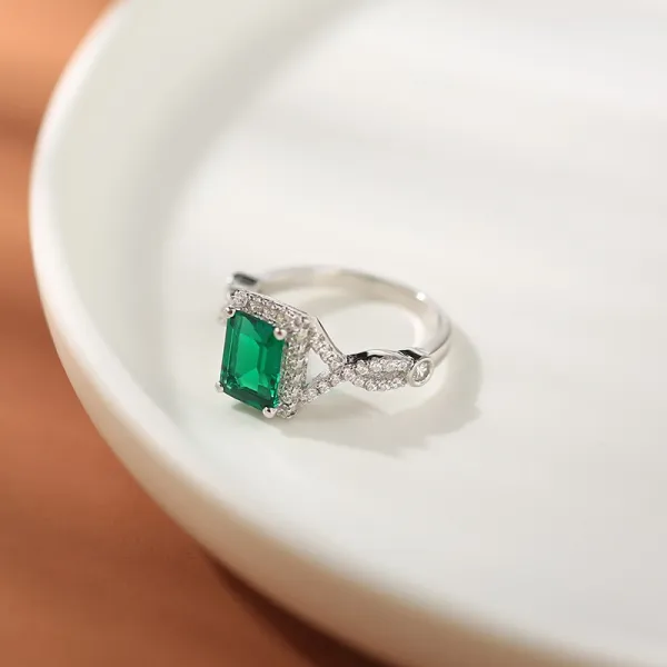 Emerald Cut Engagement Ring Vintage Women 1.50ct Cubic Zirconia