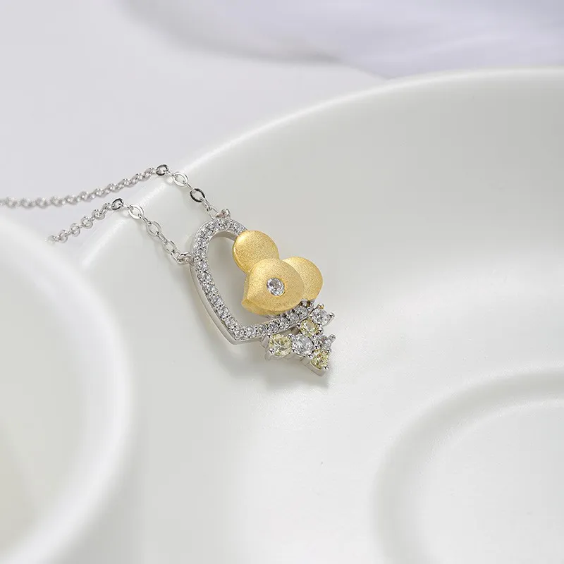 Simple Mouse Pendant Necklace