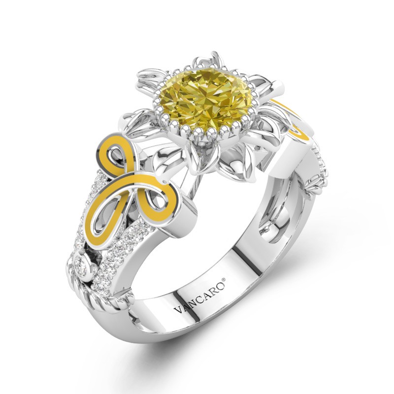 Sunflower Ring With Round Cut Cz Inlaid And Celtic Knot