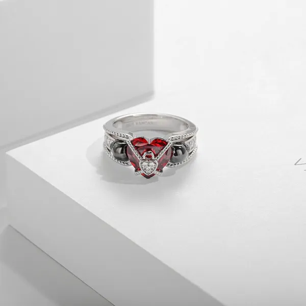 Gothic Lock Skull Engagement Ring Women Garnet Red Heart