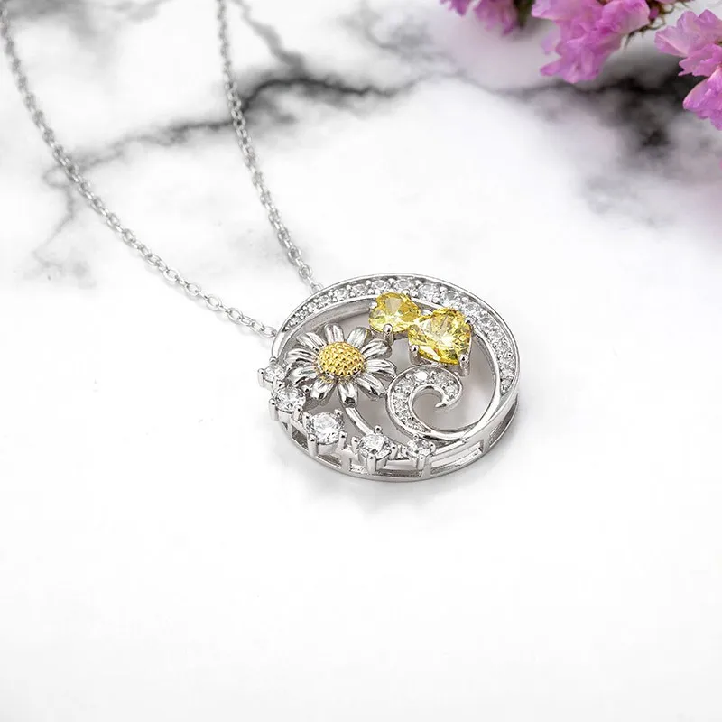 Nature Daisy Pendant Necklace Yellow Heart