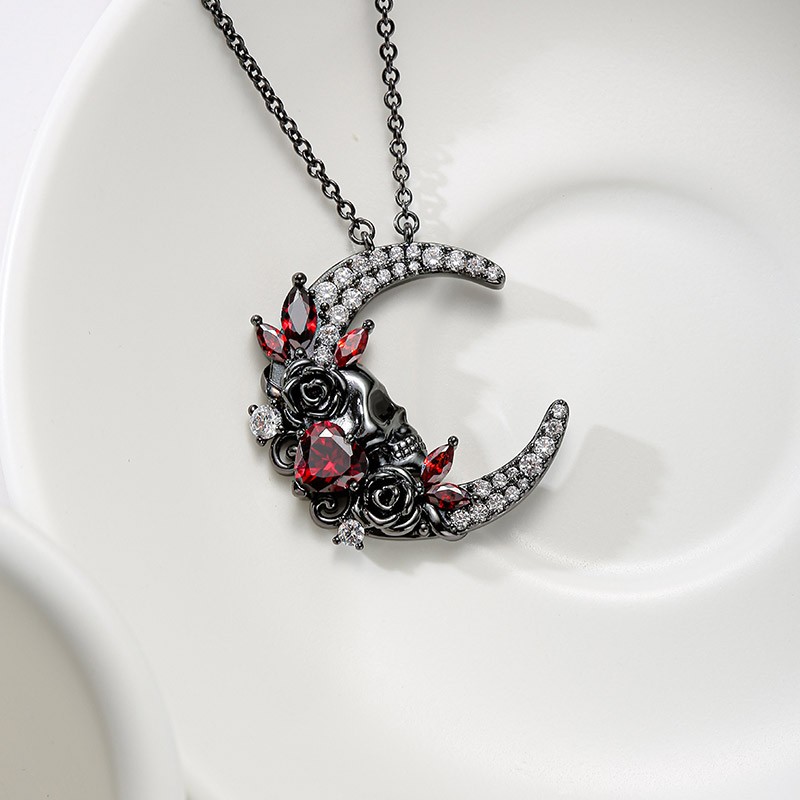 Vancaro on sale skull necklace