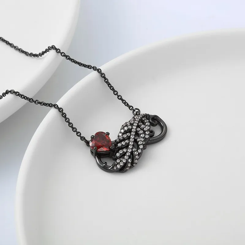 Unique Plume Noir Plaqué pendentif Collier