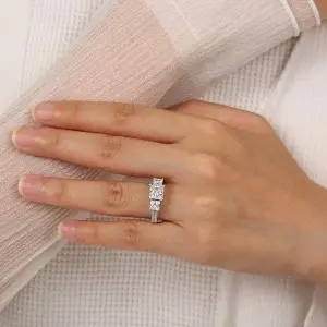 18K White Gold Three Stone Straight Shank Engagement Ring